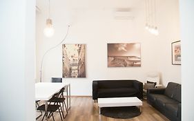 Lovecroatia Zagreb - 'Pax Nest'